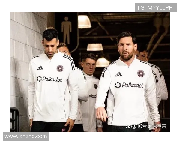 操控足球明星背后的秘密与传奇人物揭秘